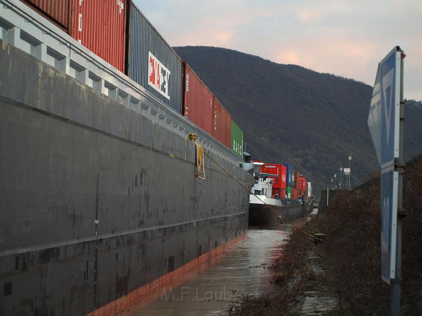 Schiff gesunken St Goarhausen Loreley P399.jpg